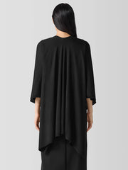 Fine Merino Poncho in Regenerative Wool