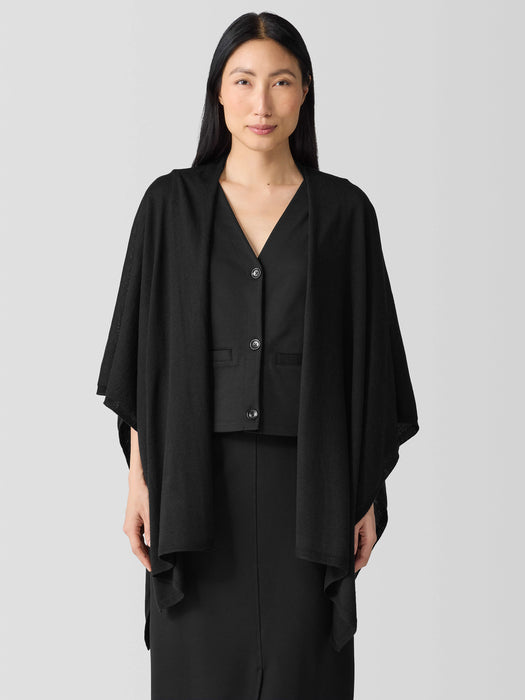 Fine Merino Poncho in Regenerative Wool