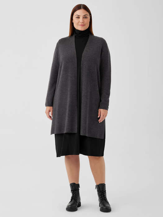 Fine Merino&nbsp;Cardigan in Regenerative Wool